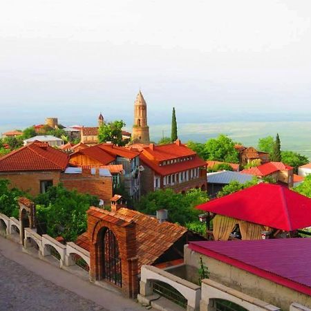 Guest House Chirina Sighnaghi Bagian luar foto
