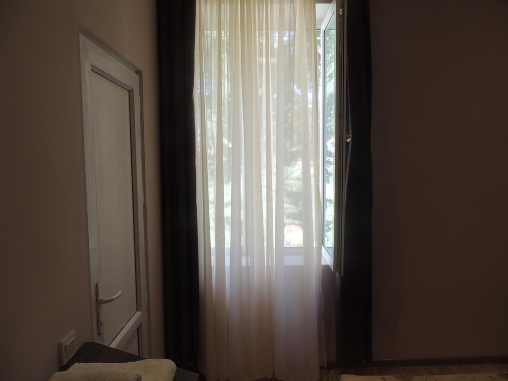 Guest House Chirina Sighnaghi Bagian luar foto
